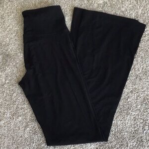 RAE MODE BLACK BOOTCUT LEGGINGS - SMALL NWOT
